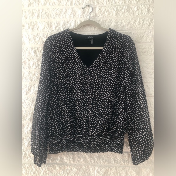 1. State Tops - 1. STATE V Top